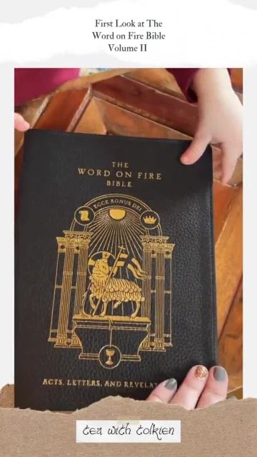 The Word on Fire Bible 聖書　英語　本 The Word on Fire Bible - The Pentateuch Volume 3 | Cokesbury